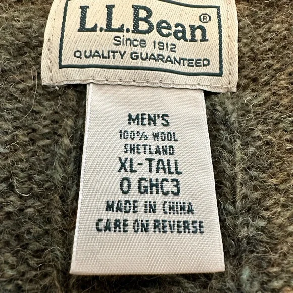 L.L Bean Men’s 💯 percent Wool - Picture 3 of 4